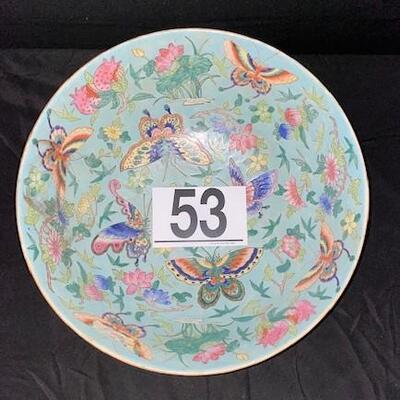 LOT#53: Believed to be 19th Century Heavy Chinese Porcelain Bowl