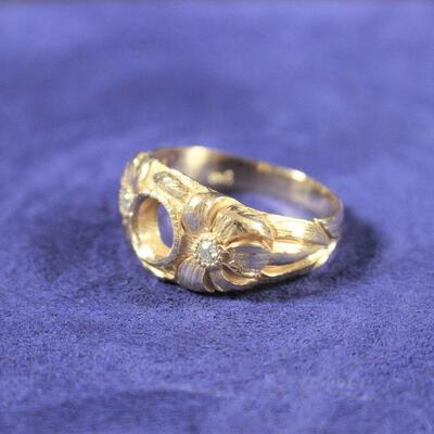 LOT#101: Stamped 14K Gold Ring - Missing Center Stone #1 6g