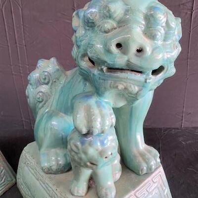 LOT#141: Pair of Large Foo Dogs #1
