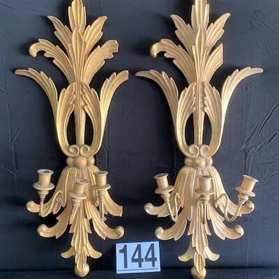 LOT#144: Pair of Wood Candle Sconces