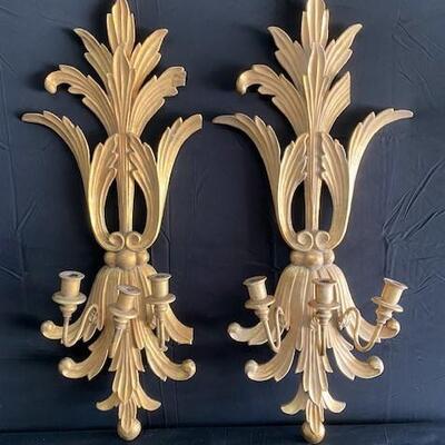 LOT#144: Pair of Wood Candle Sconces