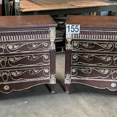 LOT#155: Matching Pair of Dressers