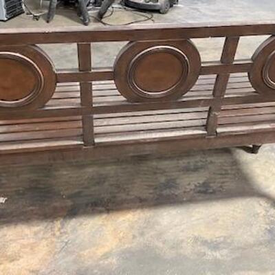 LOT#187: Wooden Bench