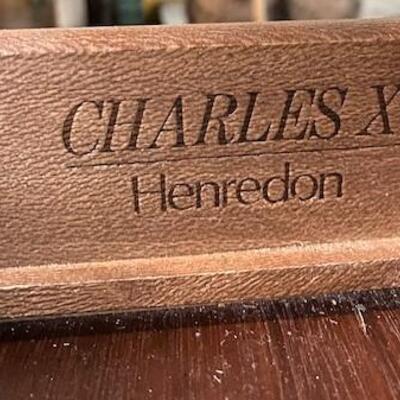 LOT#207: Matching Pair of Henredon Dressers