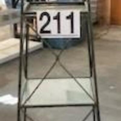 LOT#211: Tiered Pyramid Display