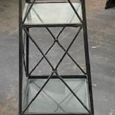 LOT#211: Tiered Pyramid Display