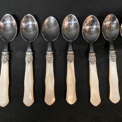 LOT#217: Inox Italy Faux Mother of Pearl Flatware