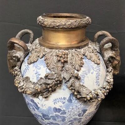 LOT#219: Large French Mounted Urns