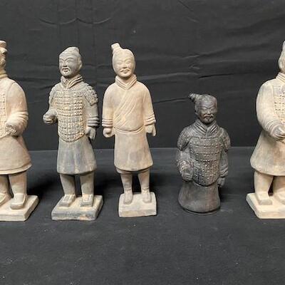 LOT#232: Emperor Qin's Replica Soldiers