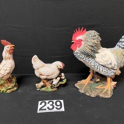 LOT#239: Chicken & Rooster Lot
