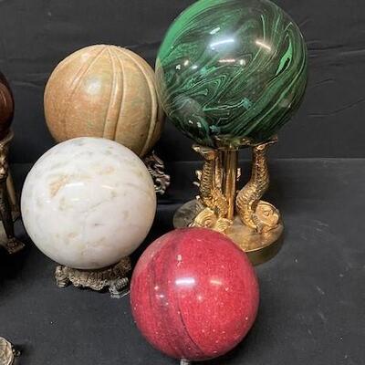 LOT#253: Assorted Orb Lot