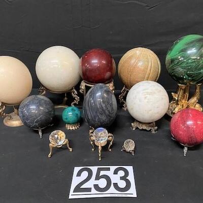 LOT#253: Assorted Orb Lot