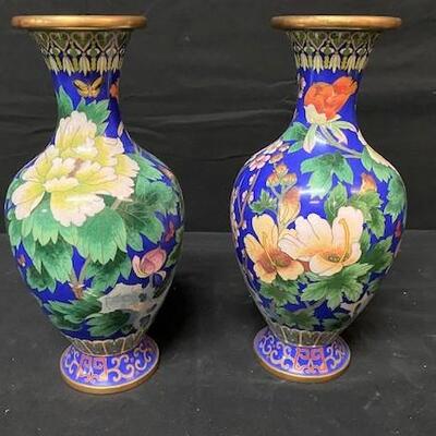 LOT#259: Pair of Cloisonne Vases