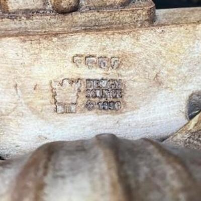 LOT#264: Wall Sconce & Wall Shelf Lot #1