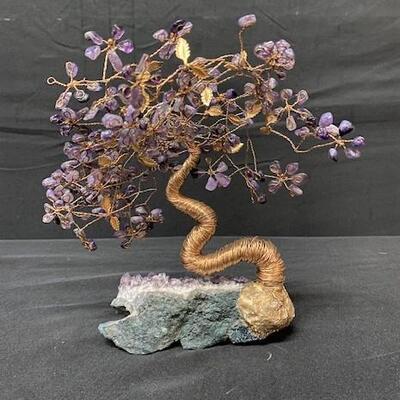 LOT#267: Amethyst Tree