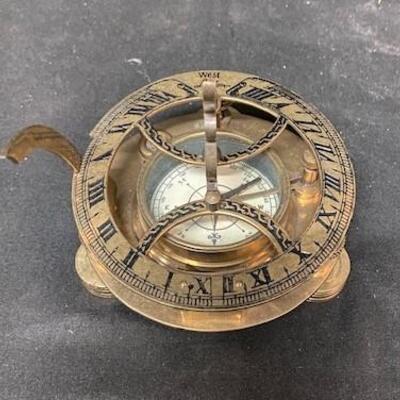LOT#288: West London  Sundial & Compass