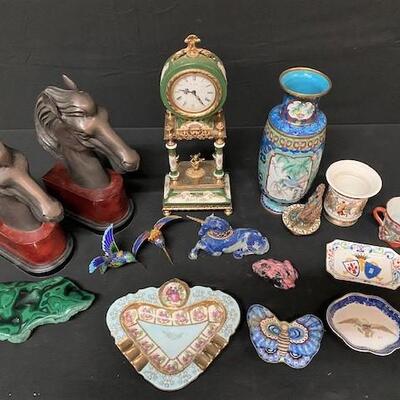 LOT#296: DÃ©cor Lot #5