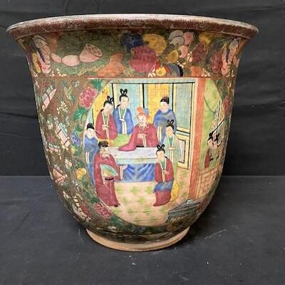 LOT#300: Chinses Vase with Hole in Bottom