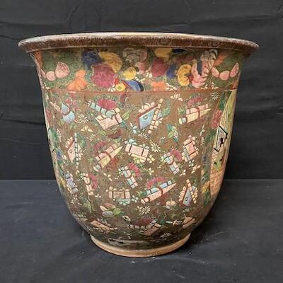 LOT#300: Chinses Vase with Hole in Bottom