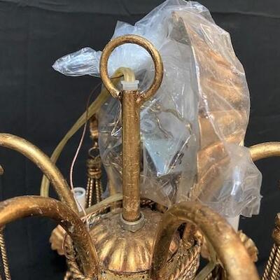 LOT#304: Gilted Chandelier 6 Candle Arms