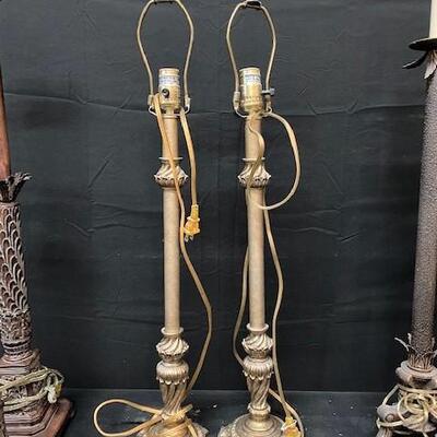 LOT#305: Assorted Lamp Lot #1