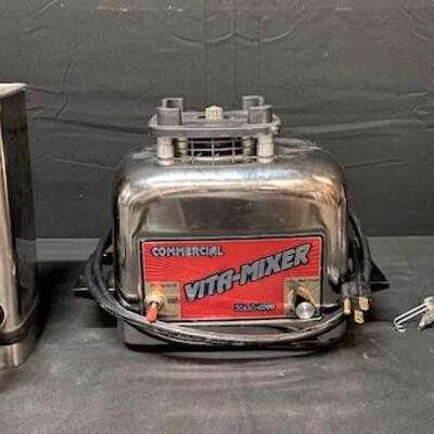 LOT#315: Vita-mixer Blender 4000 Commercial