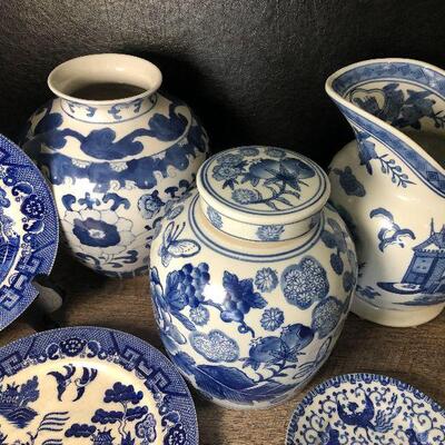 8: China Blue Porcelain Collection
