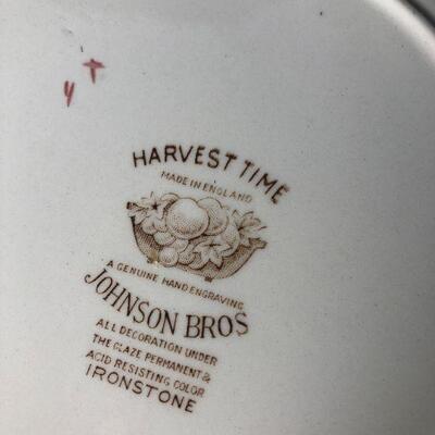 33: Johnson Bros. Harvest Time Plates