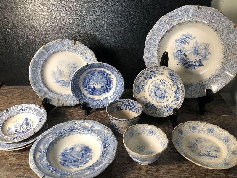 44 Collection of Vintage Blue and White Dishes EstateSales