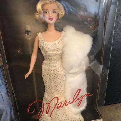 82: Marilyn and Milo  Dolls