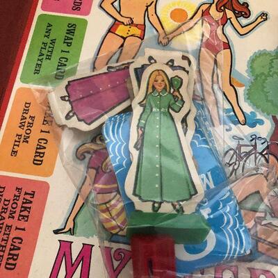 87: Vintage Mystery Date Game and Midge Doll Case