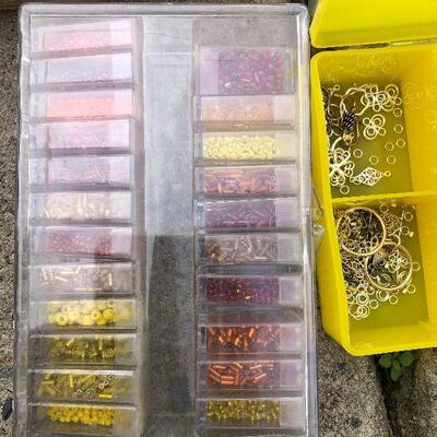 101: Lot of Beads and Sterling Silver Fixings in 6 Cases