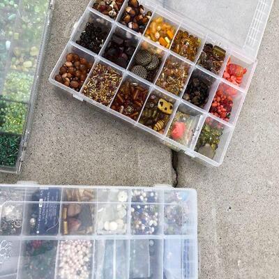 103: Lot of Beads for Jewelry Making
