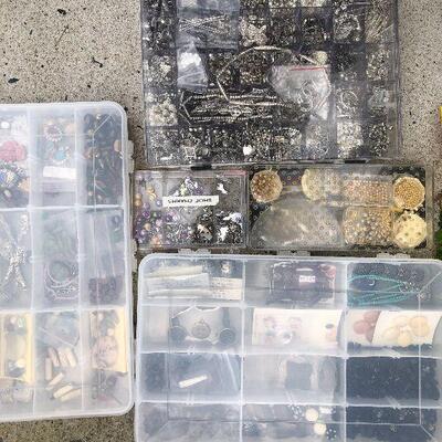 109: Large Lot of Jewelry Making Beads, Charms Fixings