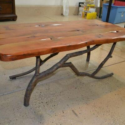 LOT 126 WOOD COFFEE TABLE WITH METAL SIMULATED BRANCH LEGS