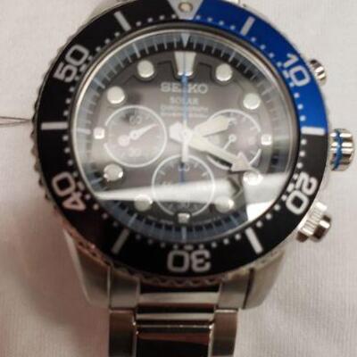 New Seiko Solar Quartz Chronograph Men's Watch SSC017 