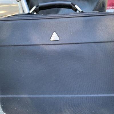 Lot 106. Playmarket Food Cart and one Techair laptop case--$40