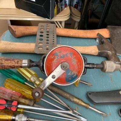 Lot 118. Small hand tools, cleaning and chemical supplies, painting supplies, vintage drill, pocket knives, etc.--$35