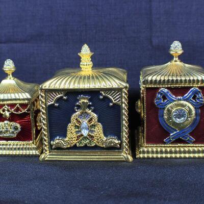 LOT#323: Wendy Reed Hand Enameled Trinket Boxes