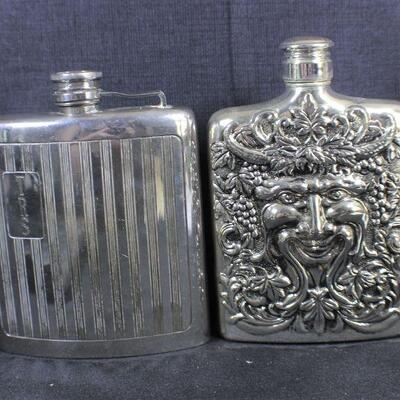 LOT#324: 3 Flasks
