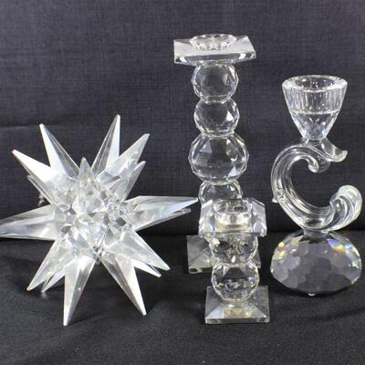 LOT#330: 4 Swarovski Candle Sticks