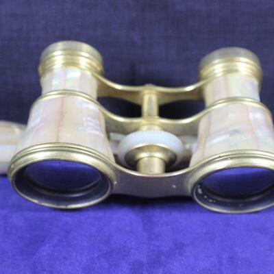 LOT#350: French Mother of Pearl Opera Glasses