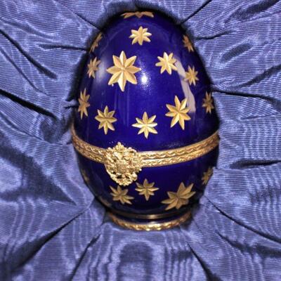 LOT#354: Faberge/Limoges Statue of Liberty Egg 1999