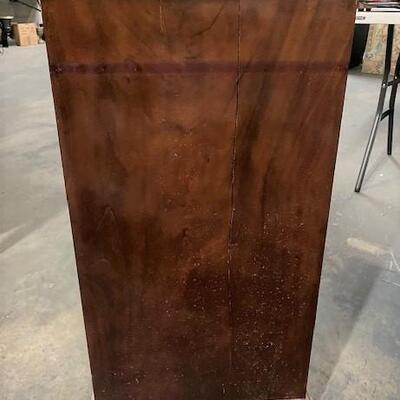 LOT#376: Louis XV Style Glass Front Cabinet