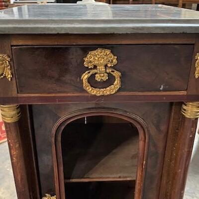LOT#376: Louis XV Style Glass Front Cabinet