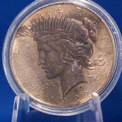 1922 Peace Silver Dollar in Beautiful Condition  18