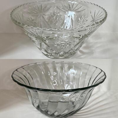 2 Glass Serving Bowls 