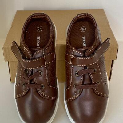 Size 9.5 Kids Smart Fit Brown Velcro Shoes - New 