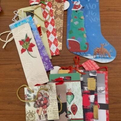 Lot 72 - Christmas Bags and Tags