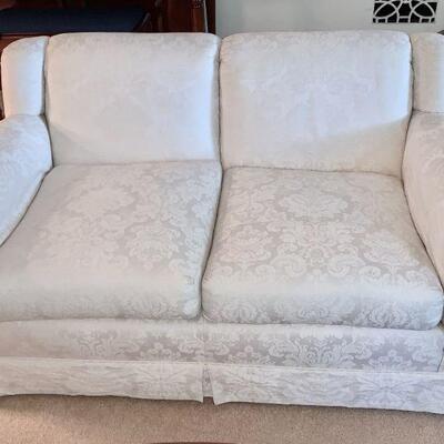 LOT 3 WHITE LOVE SEAT 2 CUSHION